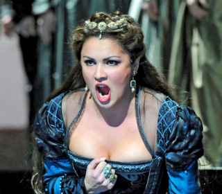 Anna Netrebko - Page 2 Anna_n10