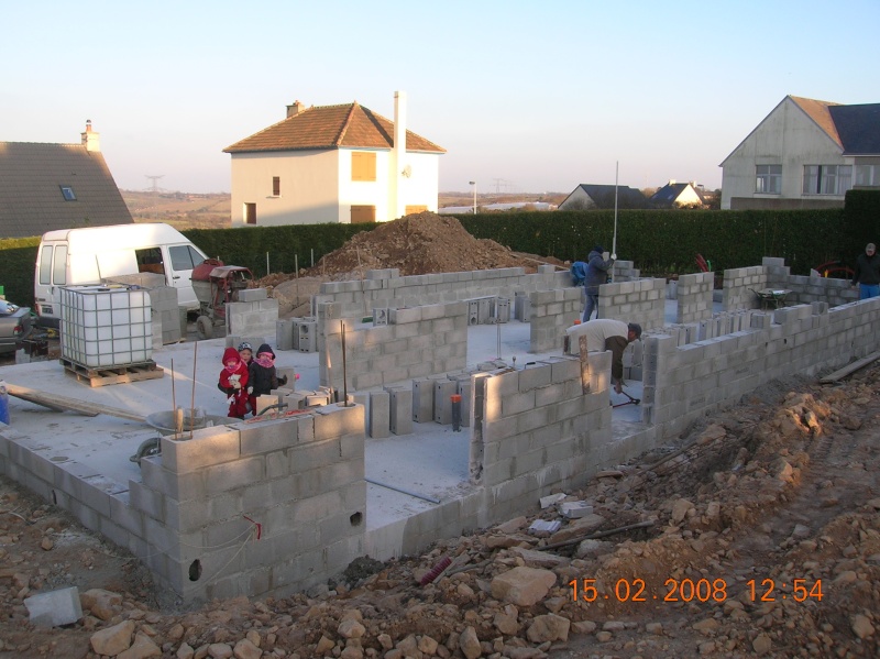 construire ma maison ( avec l'aide de mon cheri bien sur!!!) - Page 2 Dscn2113