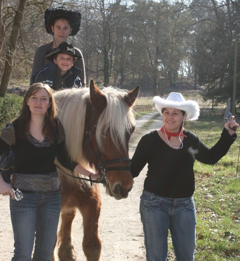 Hi Ha cowboys ! Place  la soire  western avec les filles d Rodeo_10