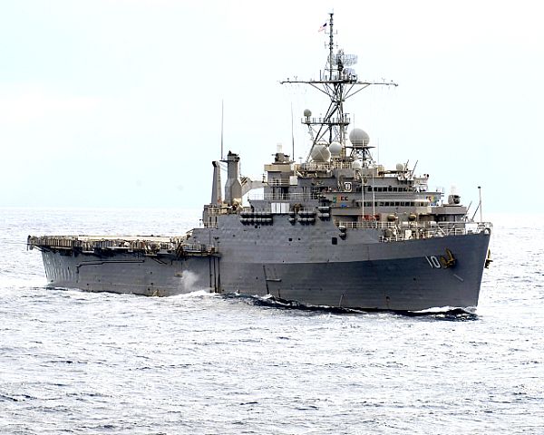 Amphibious assault ship (LHA - LHD - LPD) Web_0811