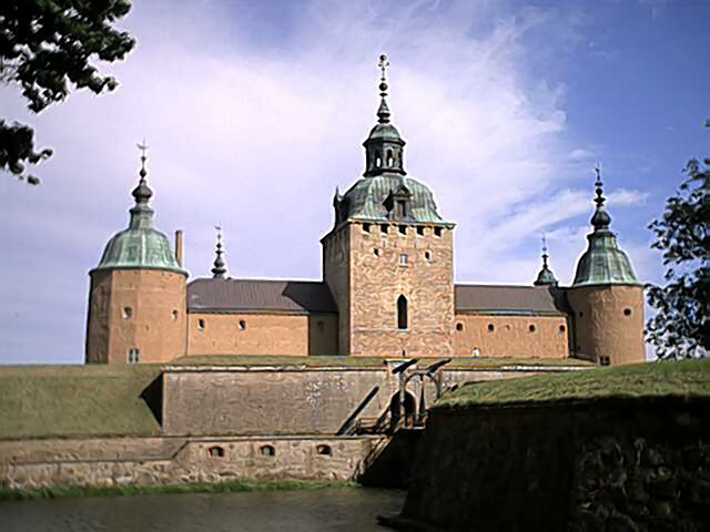 Châteaux forts - Page 3 Kalmar13