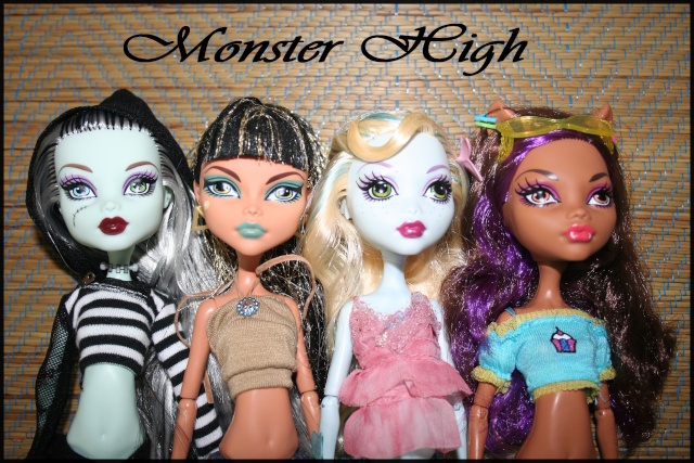 [Monster High] et maintenant 4 !!? Img_3923