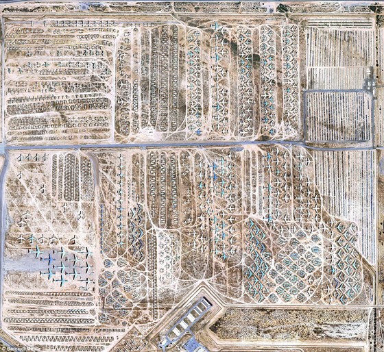   أين تدفن الطائرات: غوغل يكشف أكبر مقبرة للطائرات في العالم Planes14