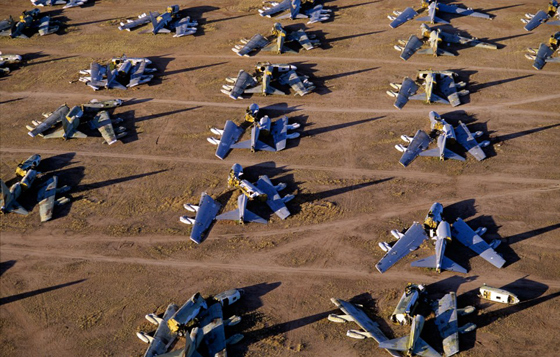   أين تدفن الطائرات: غوغل يكشف أكبر مقبرة للطائرات في العالم Planes16