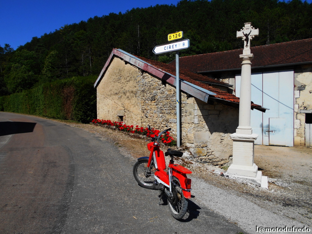 Une 49cc du 7 juillet 1971, ça compte ? - Page 21 Dsc_9143