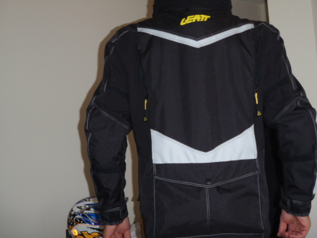 leatt adventure enduro jacket P4280014