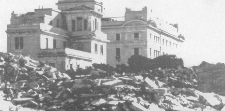  31 agosto 2019: 76° anniversario del bombardamento angloamericano del 1943 sulla città di Pescara.   Bombar10