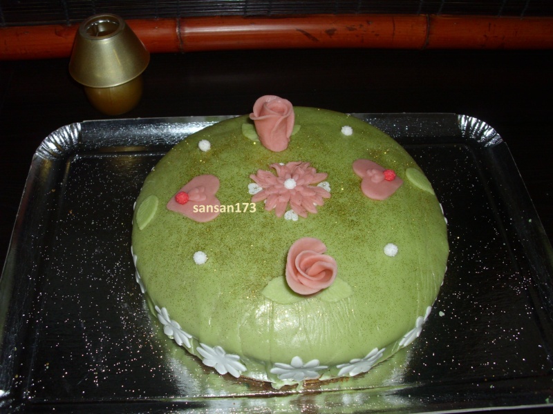 Gâteau citron/amande à la confiture de fraise. Fate_d10