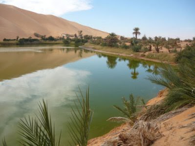 La « révolution libyenne » et les gigantesques réserves d’eau en Lybie Lybie210