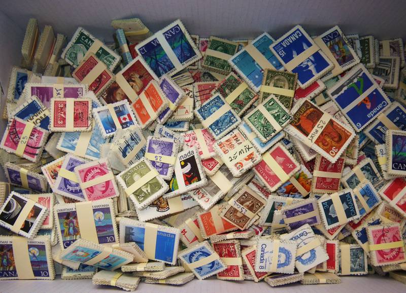 Lot de timbres du Canada a vendre 2597el10