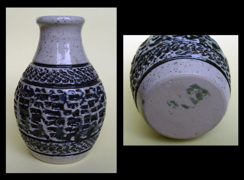 Purbeck Pottery (England)  1010