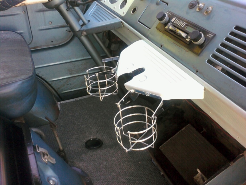 cup holder/console pics Cup_ho16