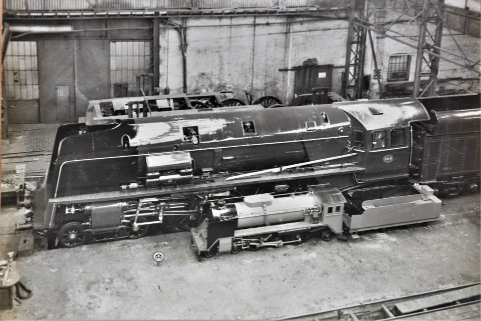 Construction d'un kit DJH de locomotive SNCB type 1.002 - Page 3 Hlv_1_25