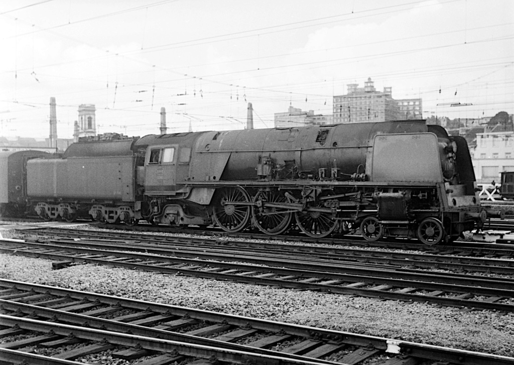 Construction d'un kit DJH de locomotive SNCB type 1.002 - Page 3 Hlv_1_29