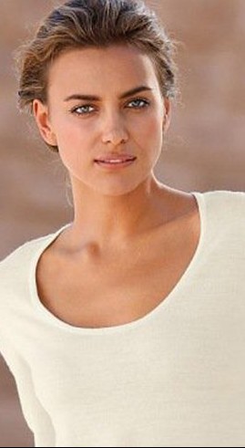 Irina Shayk, sa petite amie - Page 3 Aaaa19