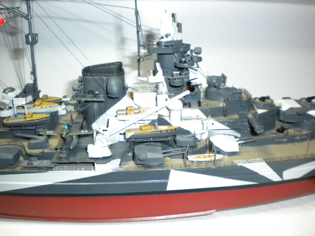 [ACADEMY] 1/350eme - TIRPITZ Photo_89