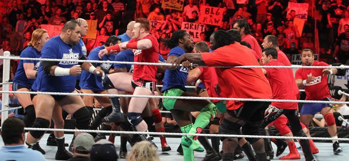 Raw (WWE Draft) - April 25, 2011 - Raleigh, NC Rawbat10