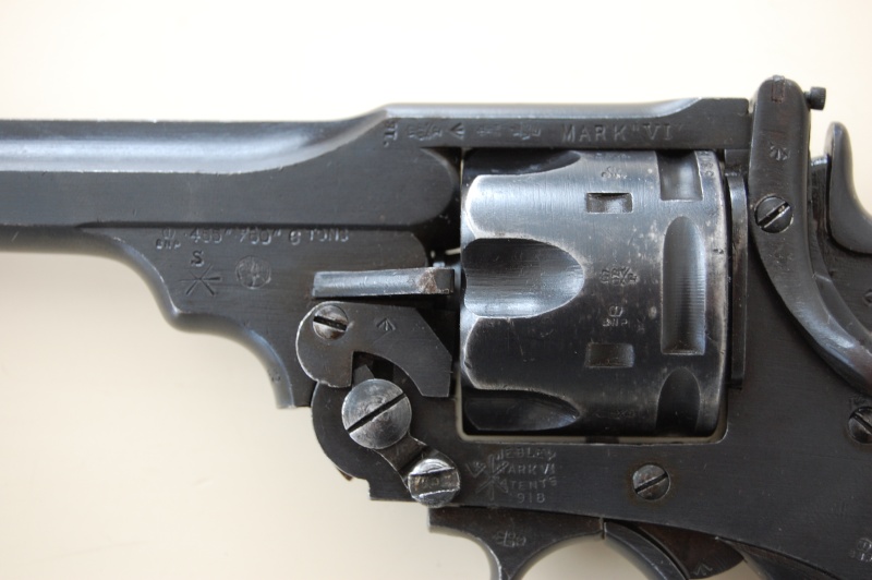 Revolver Webley MK VI Dsc_0011