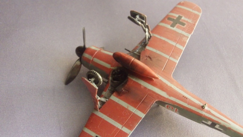 Focke-Wulf Fw190D-9 "Papagei Staffel"  [Academy] 1/72 - Page 2 140_0217