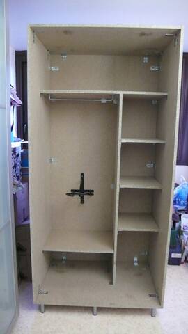 Fabrication d'une armoire de sellerie