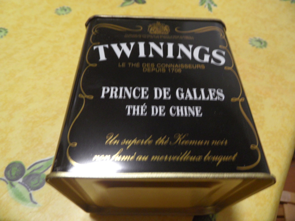 Nouveau du 89 avec sa mini twinings de 1992 Sam_5010