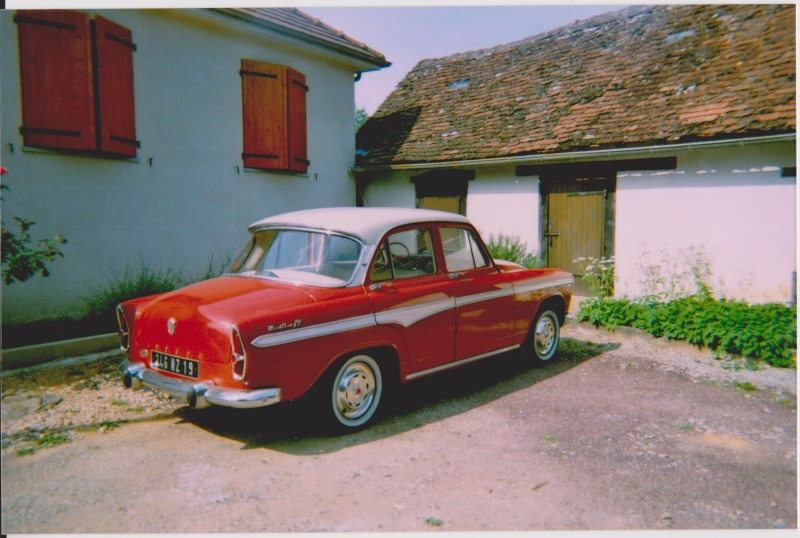 J ai aussi une belle renault 8 S de 1969 00110