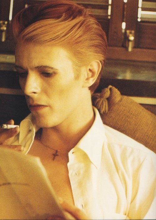 David Bowie pictures. - Page 5 5556610