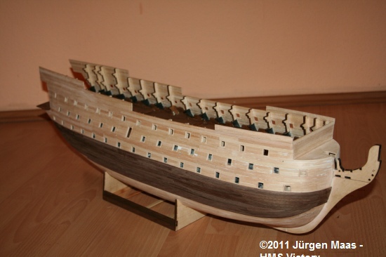 Jürgen's Baubericht Victory aus Holz 1:84 Hms_vi30