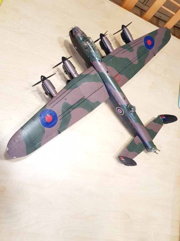 (MONTAGE PROJET AA) Grand slam bomber Lancaster  1/48 - Page 14 20210411