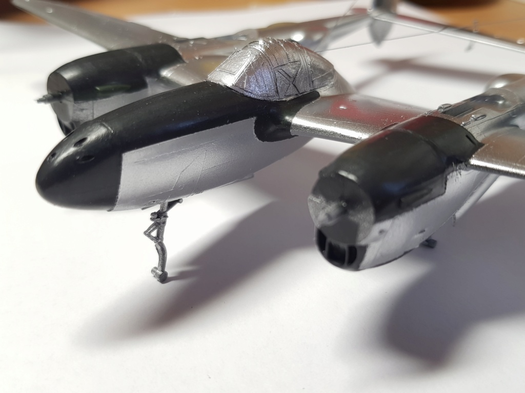 Lightning P-38 L  HASEGAWA au 1/72  VINTAGE  20211097