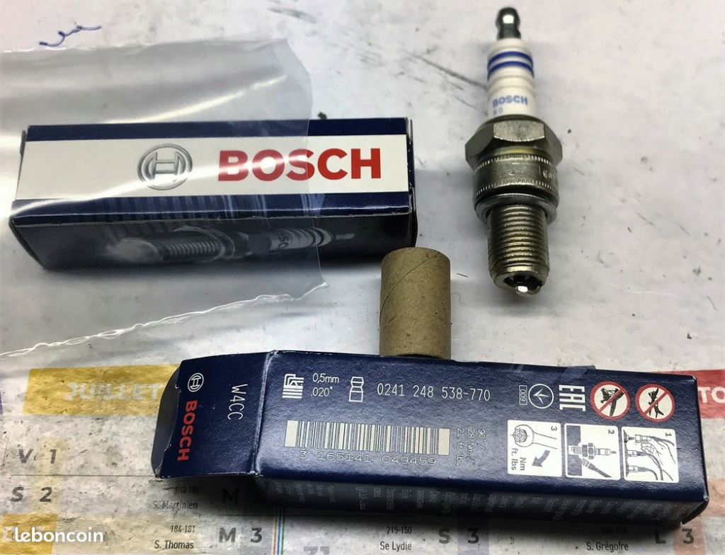 Bougies Bosch W4CC / W240T2, neuves . 8d43fe10