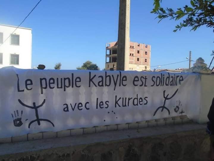 Solidarité et amitié de la Kabylie avec le peuple kurde de Kobané 01/11/2014  1130