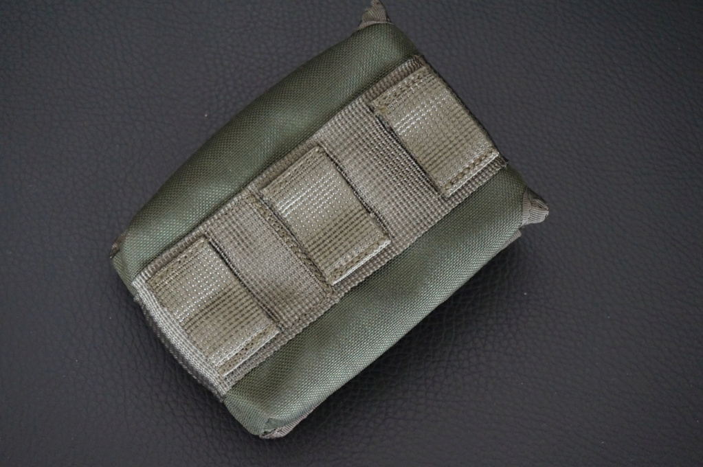 Leica 2700-B Molle Pouch Dsc01921