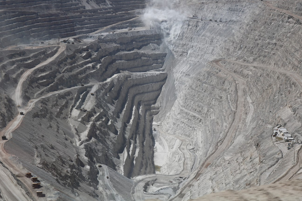 The Monstrous mining Chuquicamata ou « Chuqui » Publié le 7 septembre 2018 par Alain et Stéphanie 1211