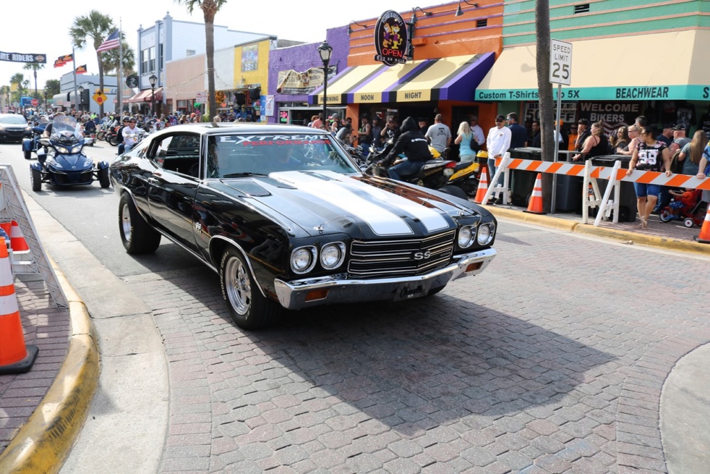 Crazy Bike Week de Daytona  Publié le 4 avril 2019 par Alain et Stéphanie Crazy_51