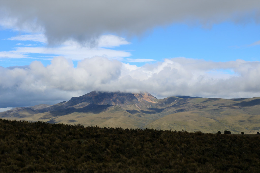 Road north Ecuador and Cotopaxi  Publié le 21 décembre 2018 par Alain et Stéphanie Img_3711