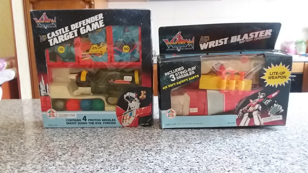 voltron wrist blaster + voltron castle defender target game,entrambi nuovi fondo magazzino, 20180814