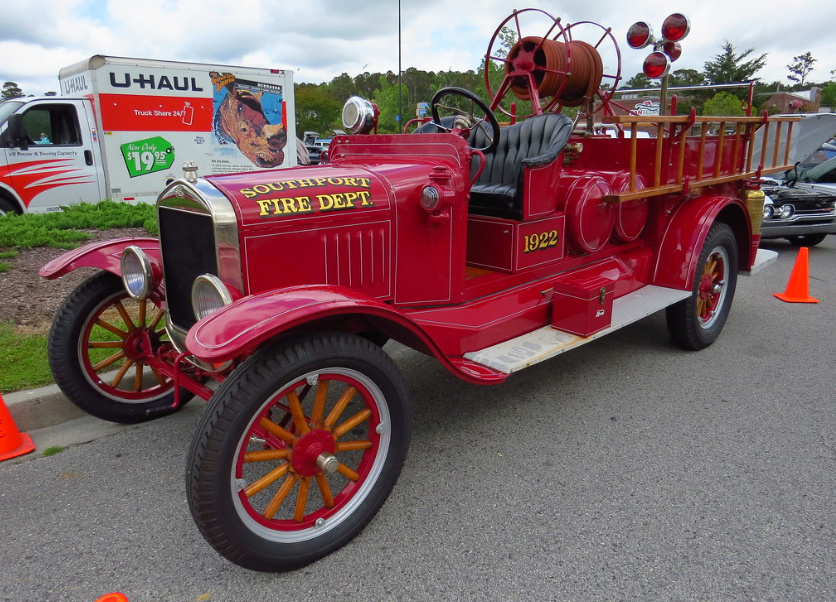 Car & Truck Show, Southport, May 4, 2019 0112