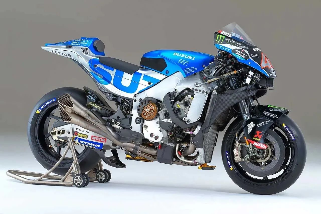 Jolies photos MotoGP Suzuki10
