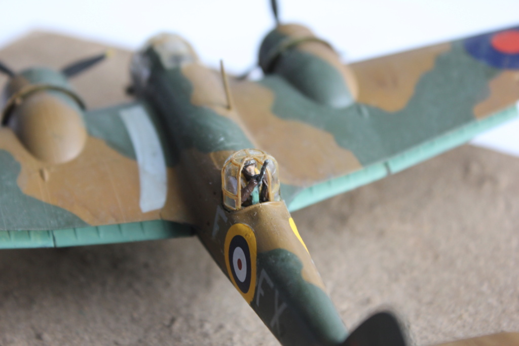 [Airfix] Atterrissage d'un Bristol Blenheim Mk. I de retour de mission [terminé] - Page 2 Img_7412