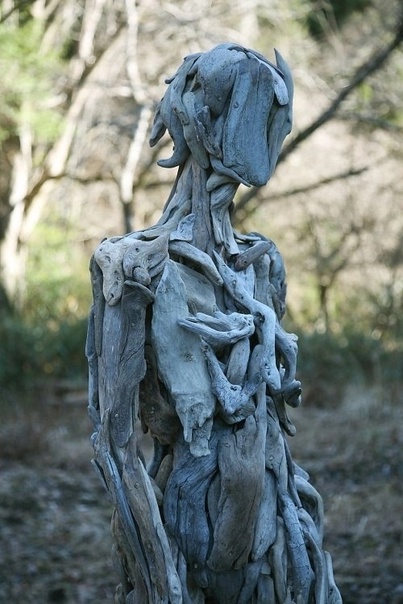 Скульптуры людей из лесных коряг Ksking10