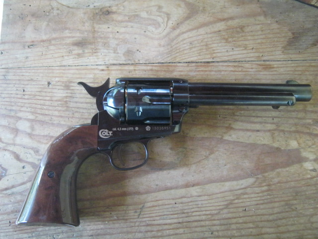 #1 Reportage photo des revolvers Old West CO2 Umarex + commentaires et conseils Img_3011