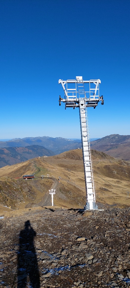 Construction téléski à enrouleurs des 1000 - Cap des Hittes, Peyragudes - Page 2 20221115