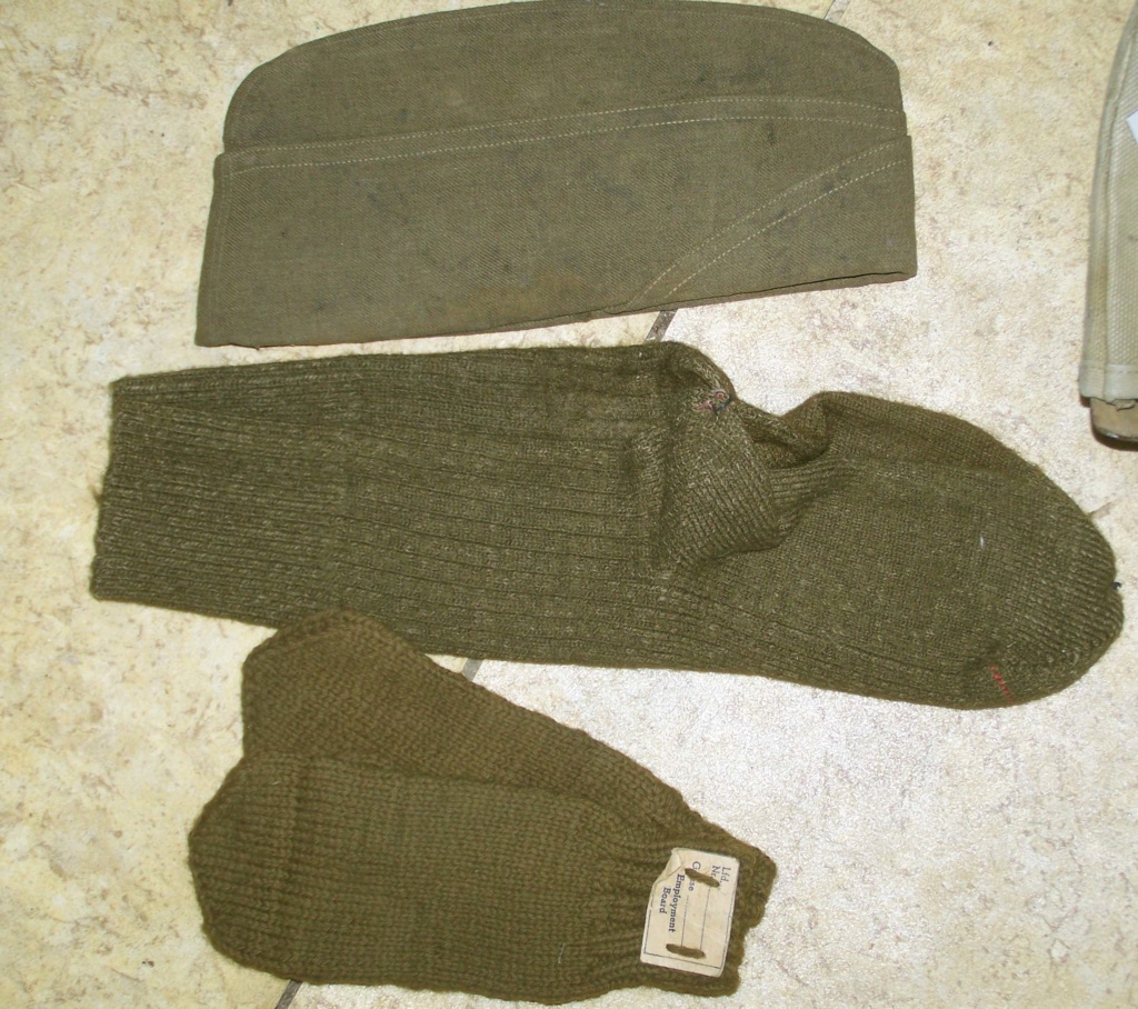 (A)  US chaussettes gants bonnet ( vendu ) (Metz 04/05/19) 100_8338