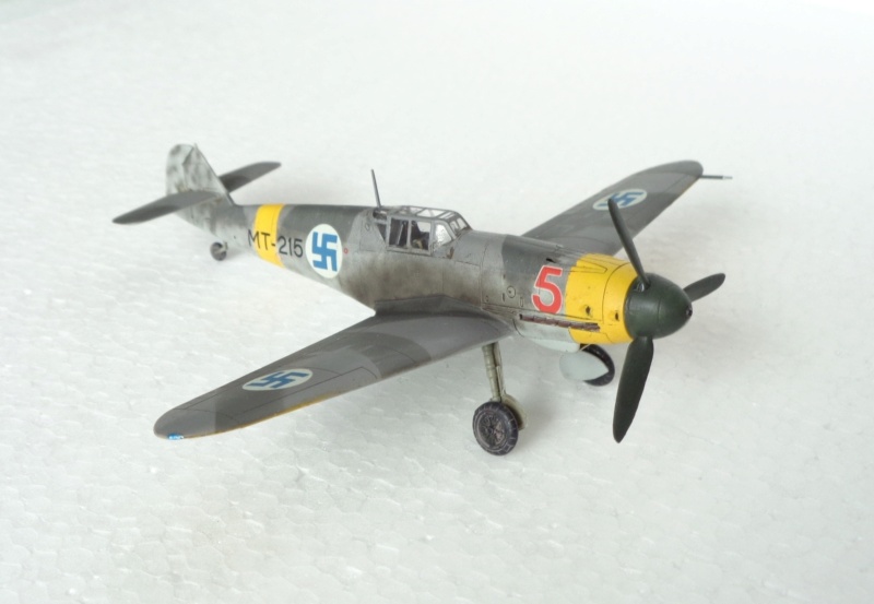 Bf.109G-2 - 1,/LeLv 34 - Fine Molds - 1/72 Dsc06819