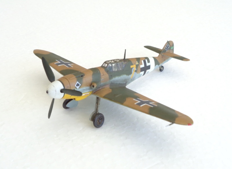 Messerschmitt Bf-109 G-4 /trop - 3./JG 53 - Fine Molds - 1/72 Dsc07015