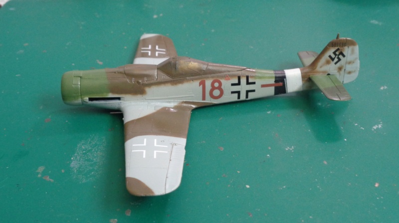 [Tamiya] 1/72 - Focke-Wulf Fw 190 D9  (fw190) - Page 2 Dsc07713