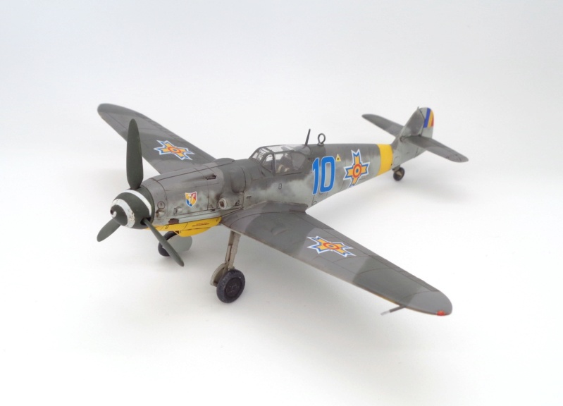 [Fine Molds] 1/72 - Messerschmitt Bf 109 G-6 Roumain  (bf109) Dsc08329