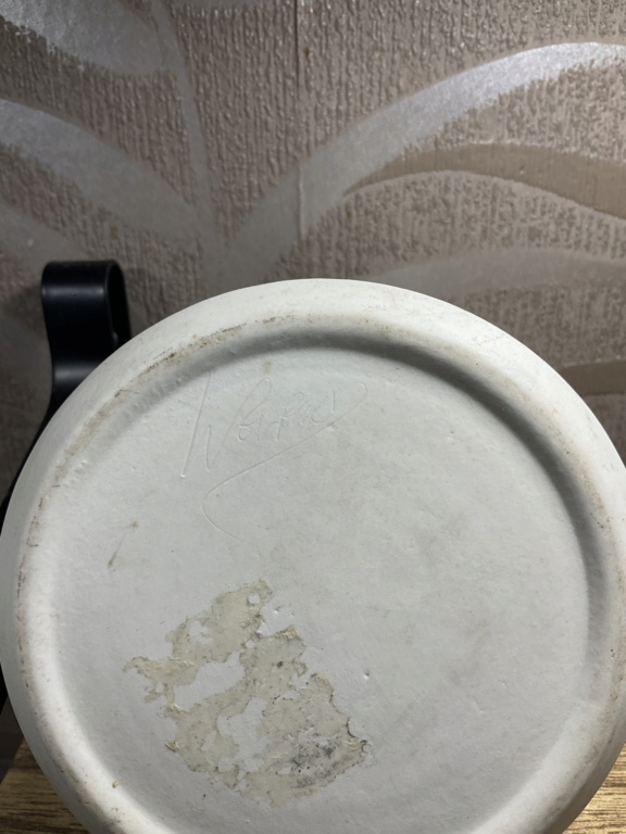 Studio pottery vase Signature on base - Welford Pottery  Img_0225