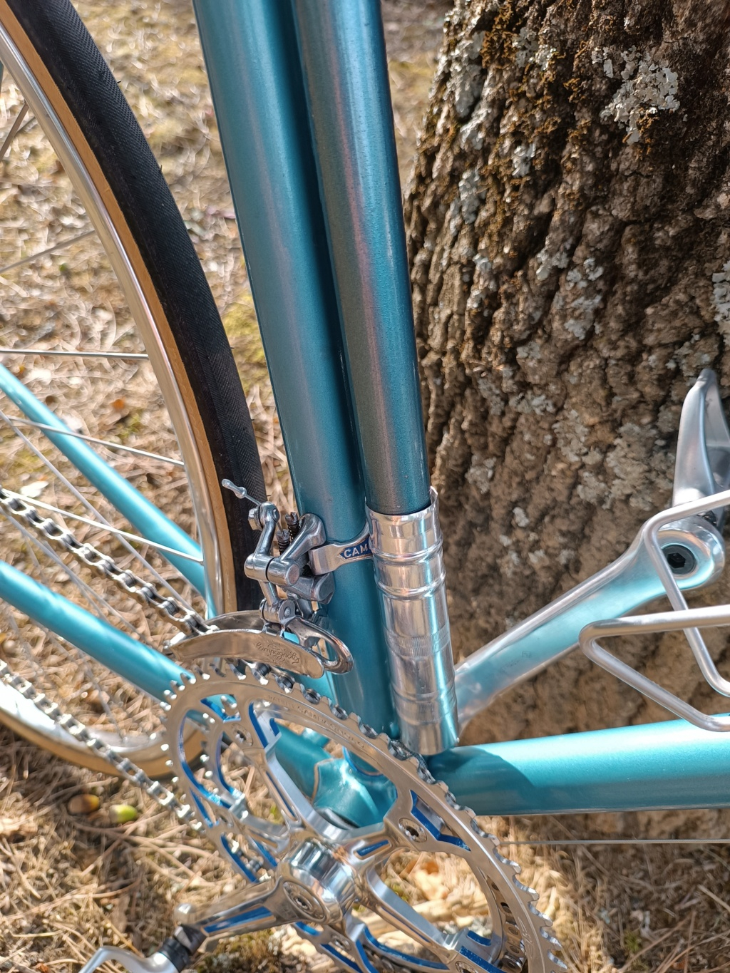 Vélo artisanal bleu en Columbus monté en campa nuovo / super record (restauration terminée) Img_2572